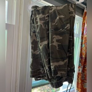Old Navy Camouflage Jogger Pants